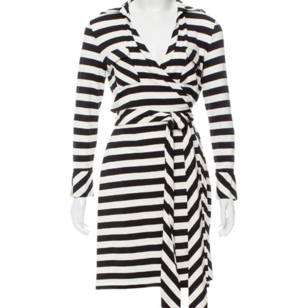 Diane Von Furstenberg Brisa Black & White Wrap Dress | Size 6